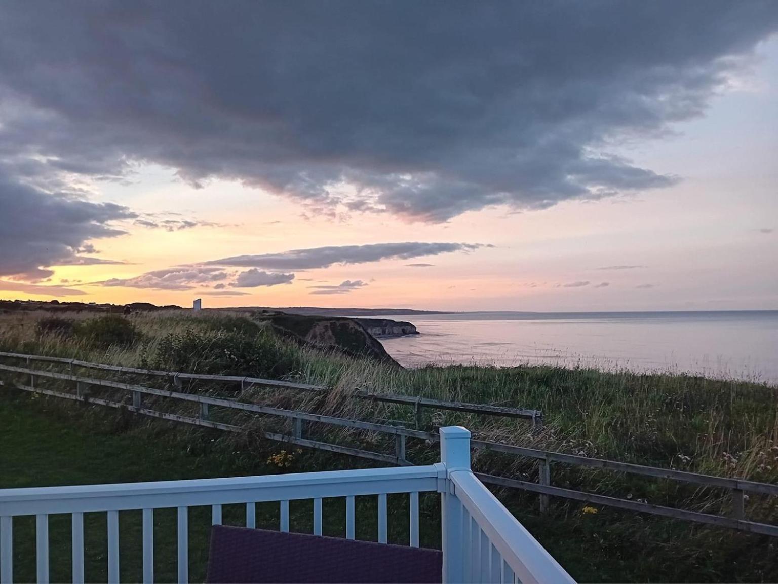 Sunrise View Hotel Hartlepool Exterior photo